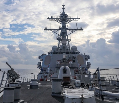 Chiến hạm Mỹ tiến gần quần đảo Hoàng Sa Khu trục hạm USS Benfold thuộc Hạm đội 7 